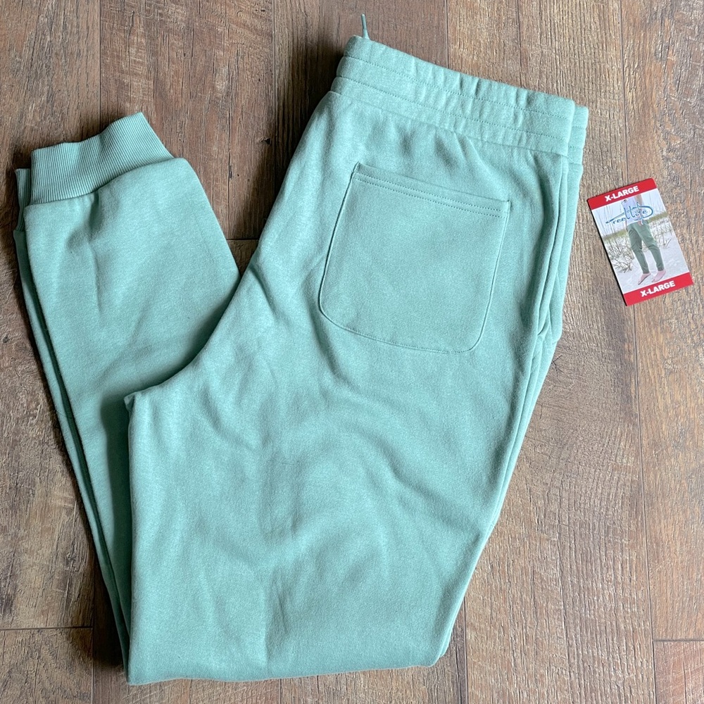 NWT Reel Life Men’s Joggers
